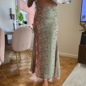 Lovers and Friends skirt sz xs